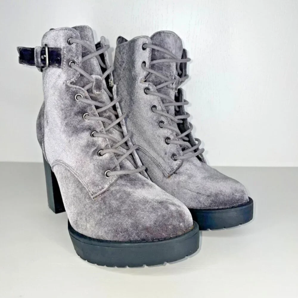 Madden Girl Jitter Grey Velvet Lace Up Platform Boots Chunky Block Heel Size 7.5